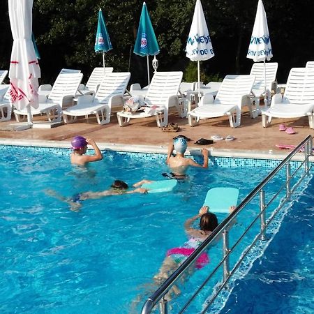 Hotel Afrodita Dimitrovgrad Bg Екстер'єр фото