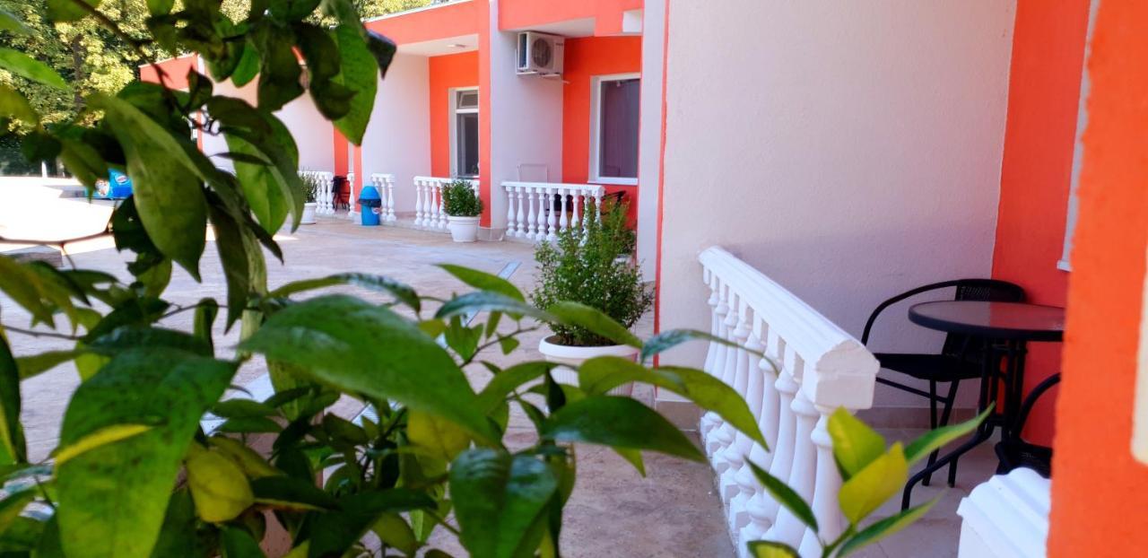 Hotel Afrodita Dimitrovgrad Bg Екстер'єр фото