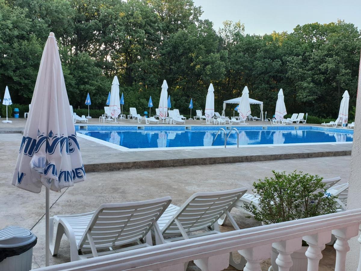 Hotel Afrodita Dimitrovgrad Bg Екстер'єр фото